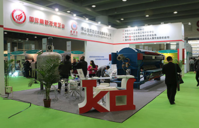 金凱地智能全自動高效壓榨機亮相廣州陶瓷工業(yè)