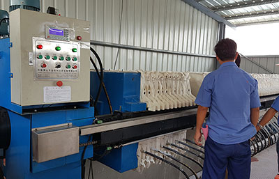 高壓隔膜壓濾機出現噴霧現象的原因