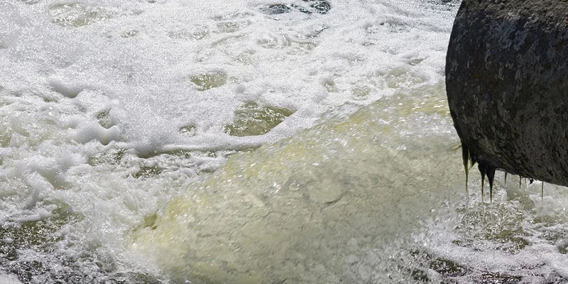 兩家企業(yè)超標(biāo)排污 被各處罰款20萬元