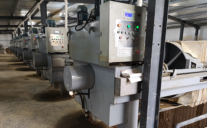 廂式污泥壓濾機(jī)的液壓系統(tǒng)與操作細(xì)節(jié)