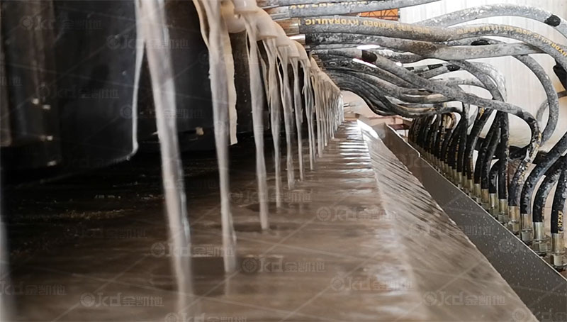污水變清水,循環使用,節約水資源成本,保護環境,達到環保要求。